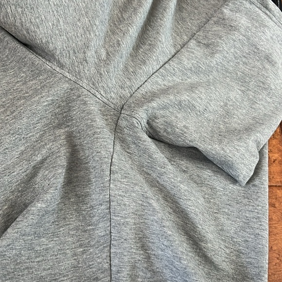Puma Men’s athletic shorts with pockets gray/ black elastic inner band Large - Picture 15 of 16